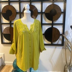 Beautiful Calvin Klein blouse like new